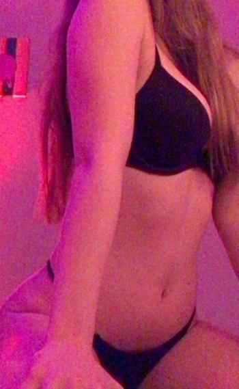 551-414-0940, 26  female escort, Eastern Connecticut